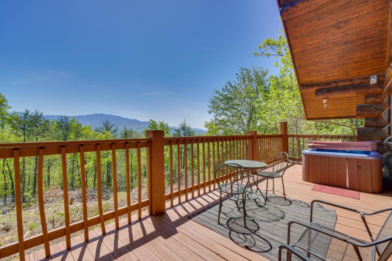 Smoky Mountain Vacation Rental Cabin With Hot Tub! Gatlinburg Exterior foto